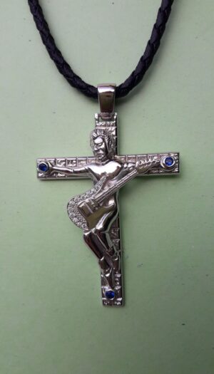 Medium Cross 2019